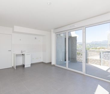 location Appartement F2 DE 41.83m² À NICE - Photo 4