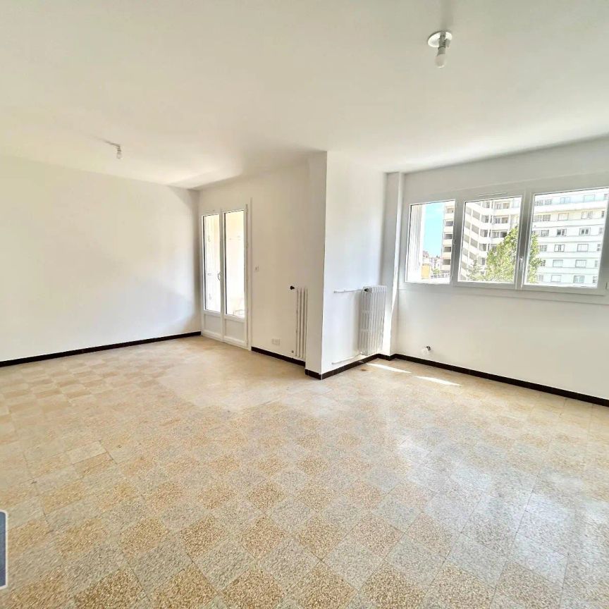 Appartement à louer 3 pièces 70.2m² - Photo 1