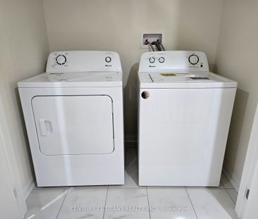 For Lease - 2584 Winter Words Drive, Oshawa, Ontario - Photo 2