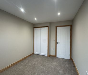 Selkirk Drive, Oakridge Park, MILTON KEYNES - Photo 6