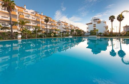 Luxury Apartment for rent in Mijas, Andalusia - Photo 4