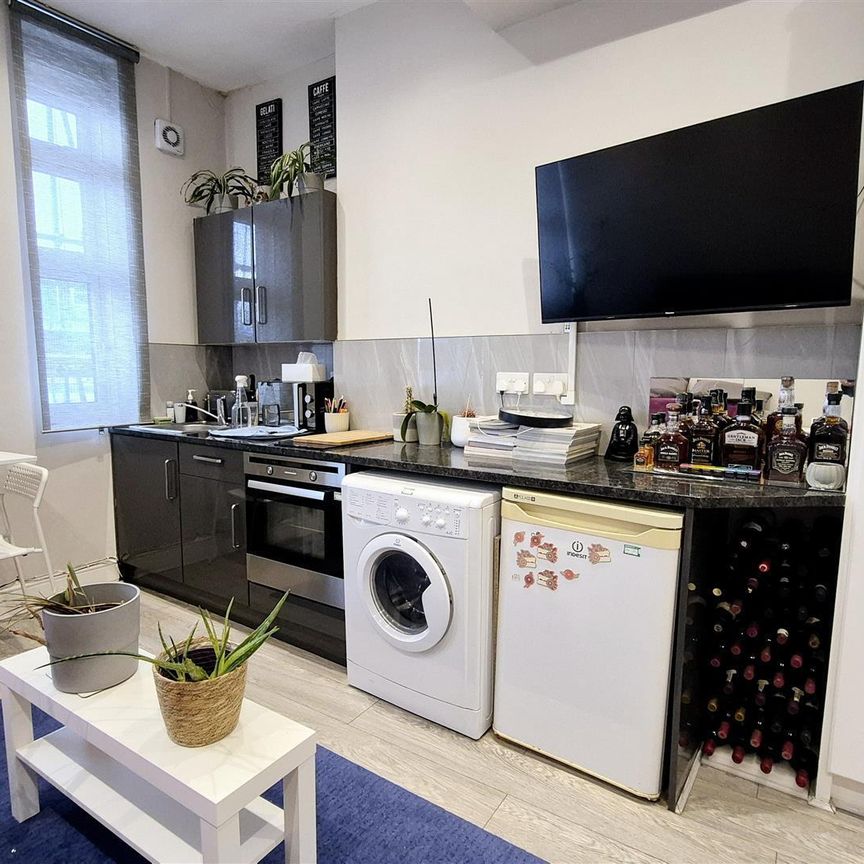 Holland Road, ., Holland Park - Photo 1