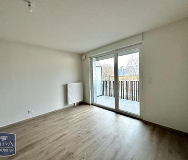 Location Appartement 3 pièces 63m² MULHOUSE 68200 - Photo 2