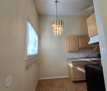 #2 11839 45 Street Northwest - Photo 5