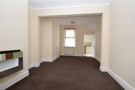 2 bed terraced house to rent in Tindall Street, Scarborough, YO12 - Photo 5