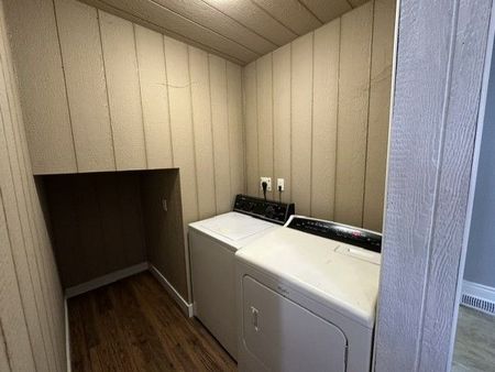 For Lease - 293 Dalhousie Street Unit# Unit 2, Peterborough, Ontario - Photo 3