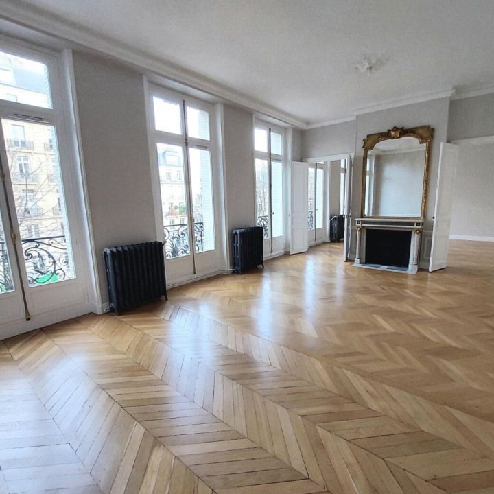 Hôtel particulier • Hoche-Friedland - Photo 1