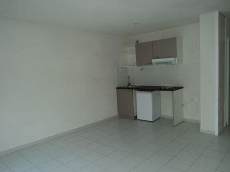 Location Appartement 2 pièces 40m² - Photo 5