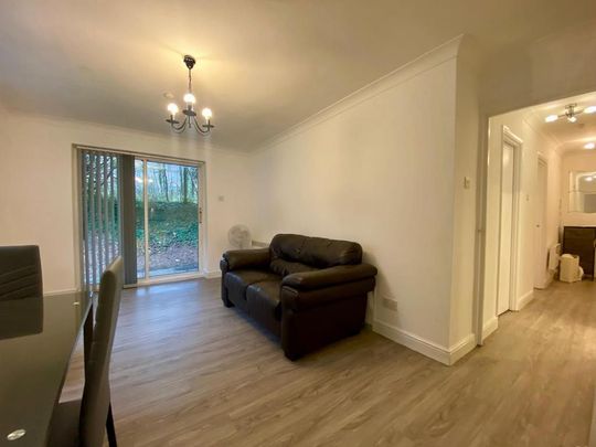 2 bedroom flat to rent - Photo 1