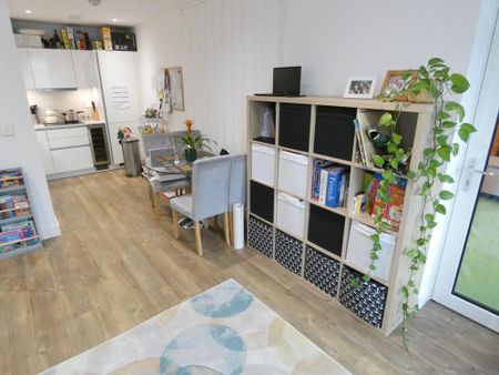 1 bedroom apartment to rent - Photo 4