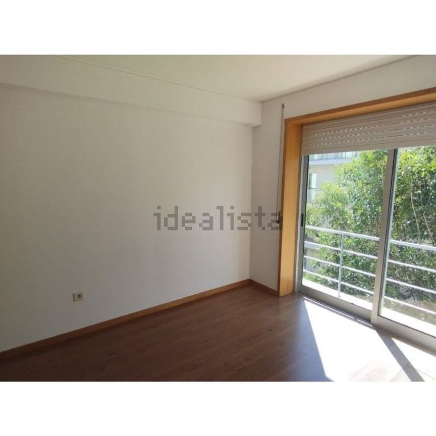 Apartamento em Coimbrões, Santa Marinha - Photo 1