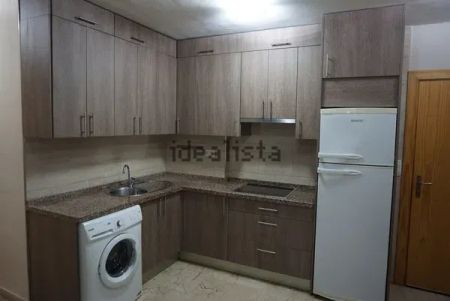 Alquiler de piso en Calle Osorio Valdés - Photo 2