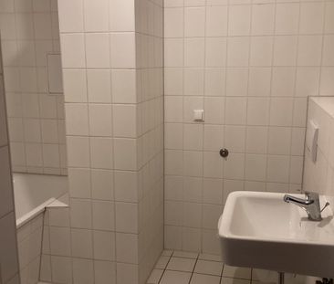 Zeit für einen frühlingsfrischen Start ins neue Zuhause! - Photo 2