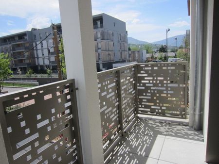 Location Appartement 2 pièces 40m² BASSENS 73000 - Photo 3