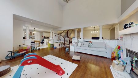 For Lease - 219 Kitty Murray Lane, Hamilton, Ontario - Photo 3