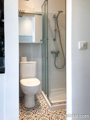 Logement à Paris, Location meublée - Photo 5