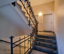 Jößnitzer Str. 143, Wohnung 4 ~~~ Balkon, Bad mit Wanne, Keller - Photo 1