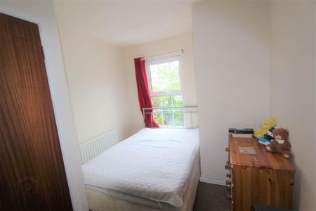 5 Malone Chase, Belfast, BT9 6XF - Photo 4