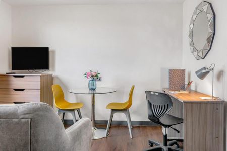 1 bedroom flat to rent - Photo 3