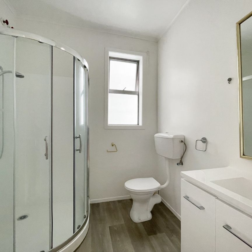 Convenient Terrace Living - Photo 1