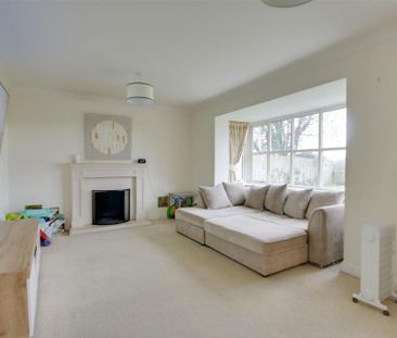 4 bedroom detached house to rent - Photo 1