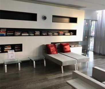 For Lease - 110 Charles Street Unit# 4208, Toronto, Ontario - Photo 1