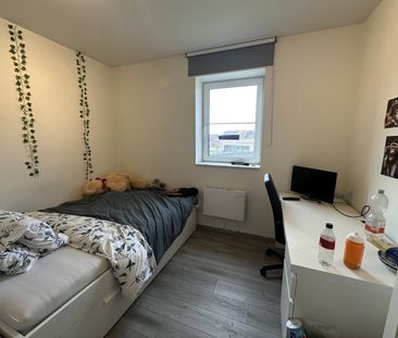 Zeer recente woning op rustige locatie - Foto 6