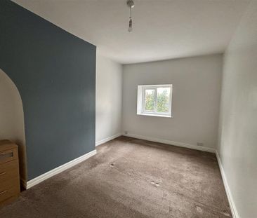 To Let 3 Bed House - Terraced Station Road, Greenfield £900 pcm - Photo 6