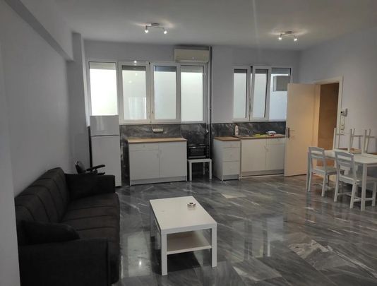 Studio/Γκαρσονιέρα για ενοικίαση - Πάτρα, - Photo 1