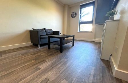 Oakfield House, Preston New Road, Blackburn. BB2 6AY - Photo 2