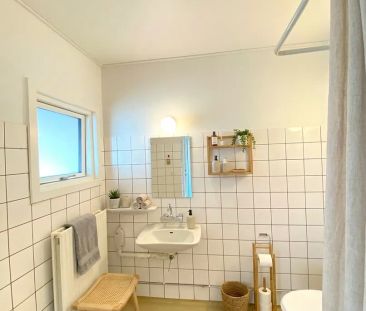 Lys 2-værelses lejlighed med altan i Aalborgs centrum - Photo 3