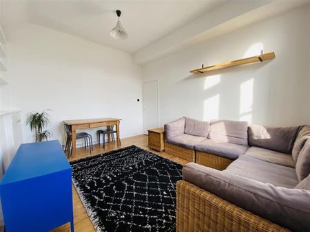 2 bedroom flat to rent - Photo 2