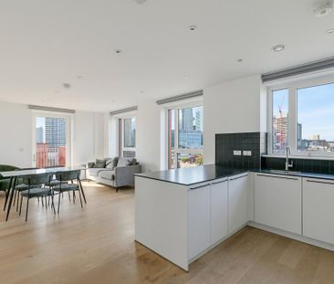 3 bedroom flat to rent - Photo 1