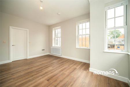 Broad Street, Wokingham, Berkshire, RG40 - Photo 3