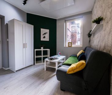 Chorzów – centrum | Kawalerka po remoncie - Zdjęcie 1