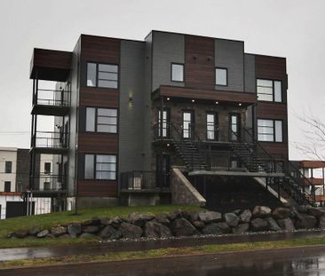 Superbe 4 1/2 + B, LÉVIS, (St-David), 1ier étage, air clim, 2 STATI... - Photo 4