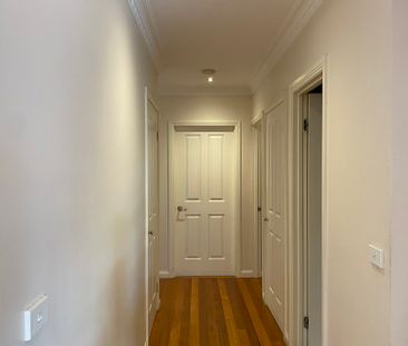 Neat family home - Photo 6