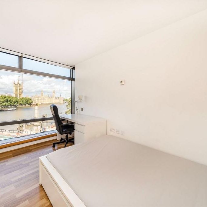 3 bedroom flat to rent - Photo 1