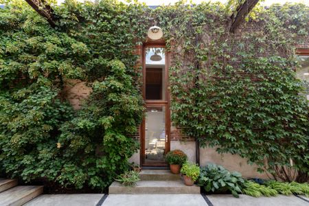 For Lease - 67 Elm Grove Avenue Unit# rear, Toronto, Ontario - Photo 2