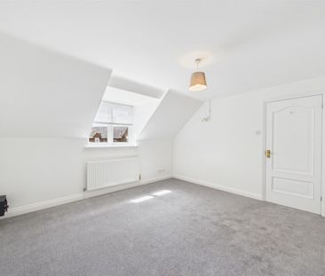4 BED Detached house To rent - Photo 2