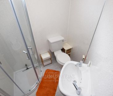 5 bedroom terraced house to rent - Photo 6