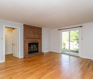 For Lease - 1210 Bordeau Grove, Orleans - Convent Glen and Area, On... - Photo 4