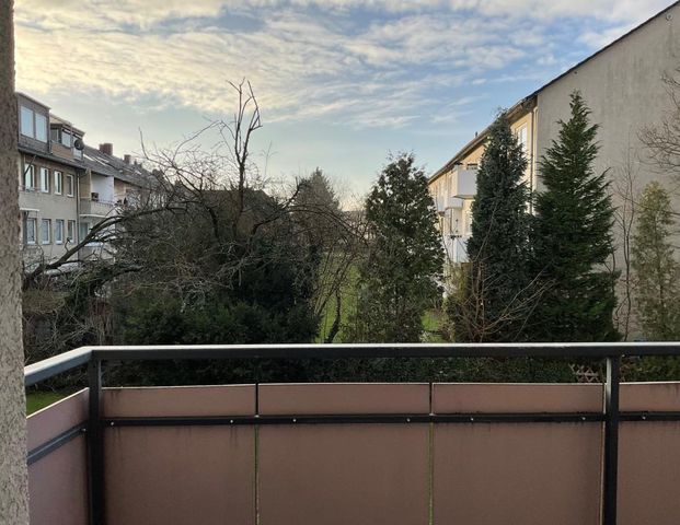 2-Zimmer-Wohnung in Düsseldorf Rath - Foto 1