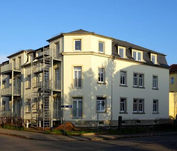 Sanierter Altbau mit Balkon - Foto 2