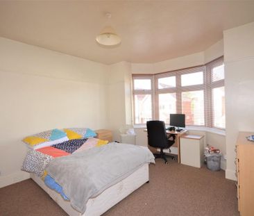 4 bedroom detached house to rent - Photo 4