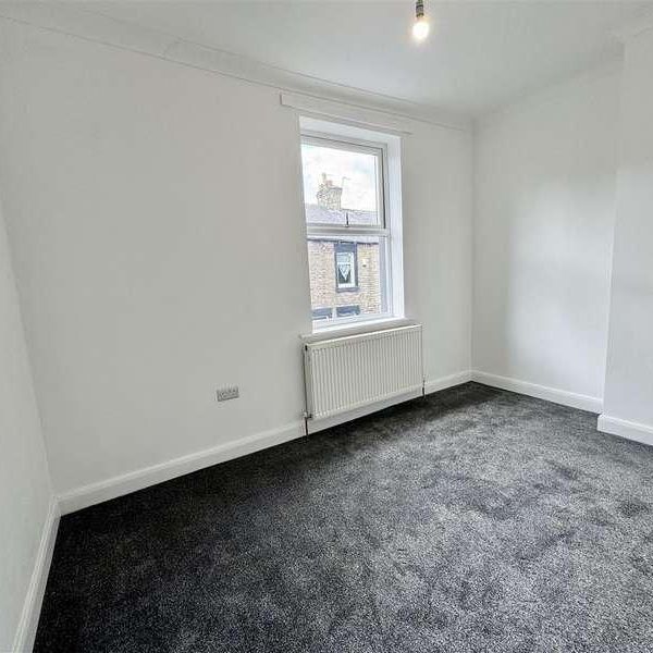 Blenheim Avenue, Barnsley, S70 - Photo 1