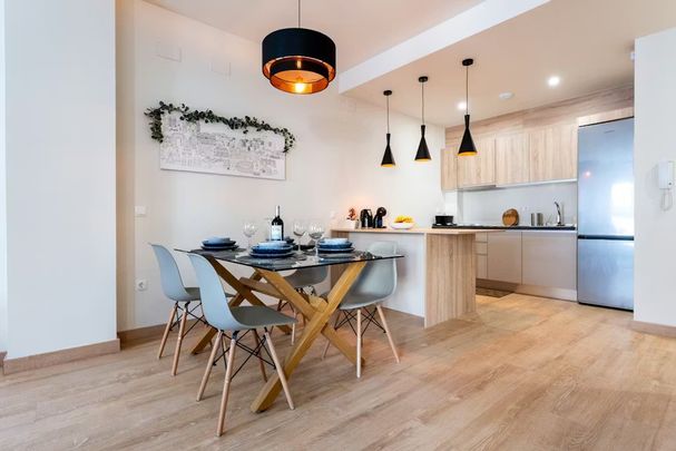 Calle Martínez de la Rosa, Málaga, Andalusia 29010 - Photo 1