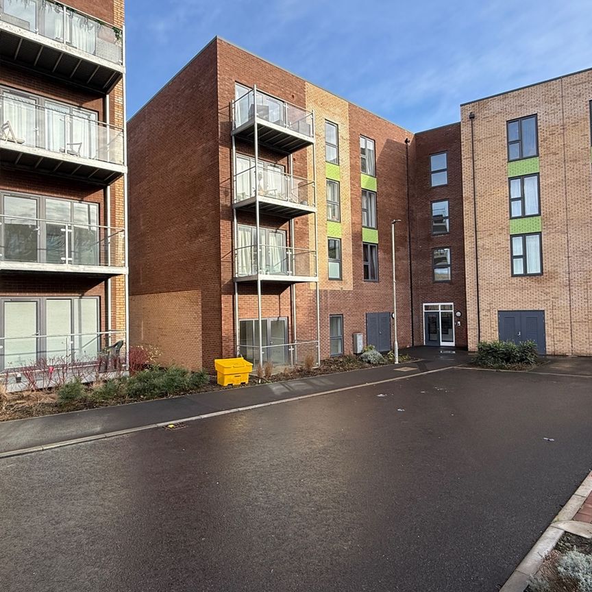 1 Bed Flat, Flatts Close, BS34 - Photo 1