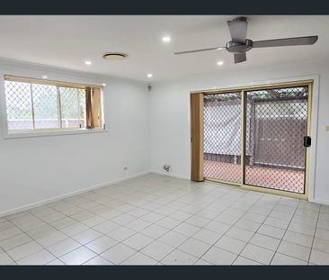 Perfect Location - In Girraween Public School Catchment! - Photo 2