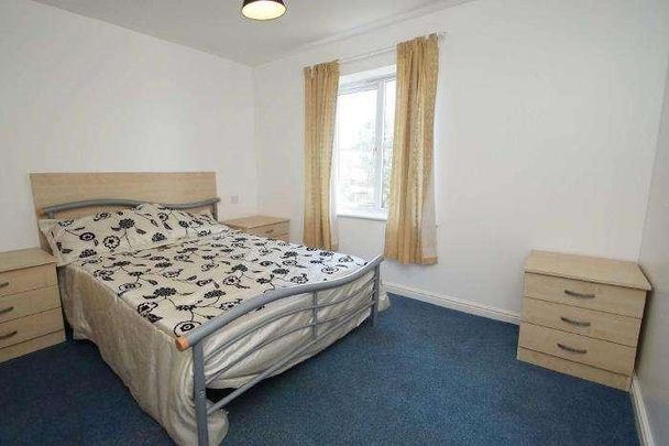 Victoria Court, Leeds, LS15 - Photo 1